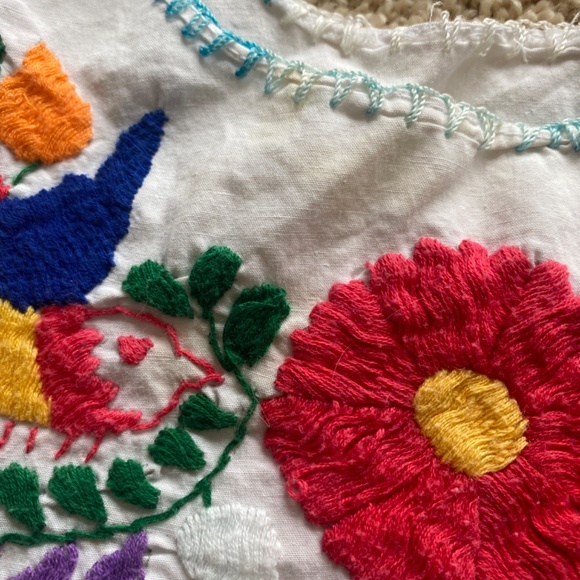 Vintage Hand Embroidered Girls Dress - Picture 7 of 7